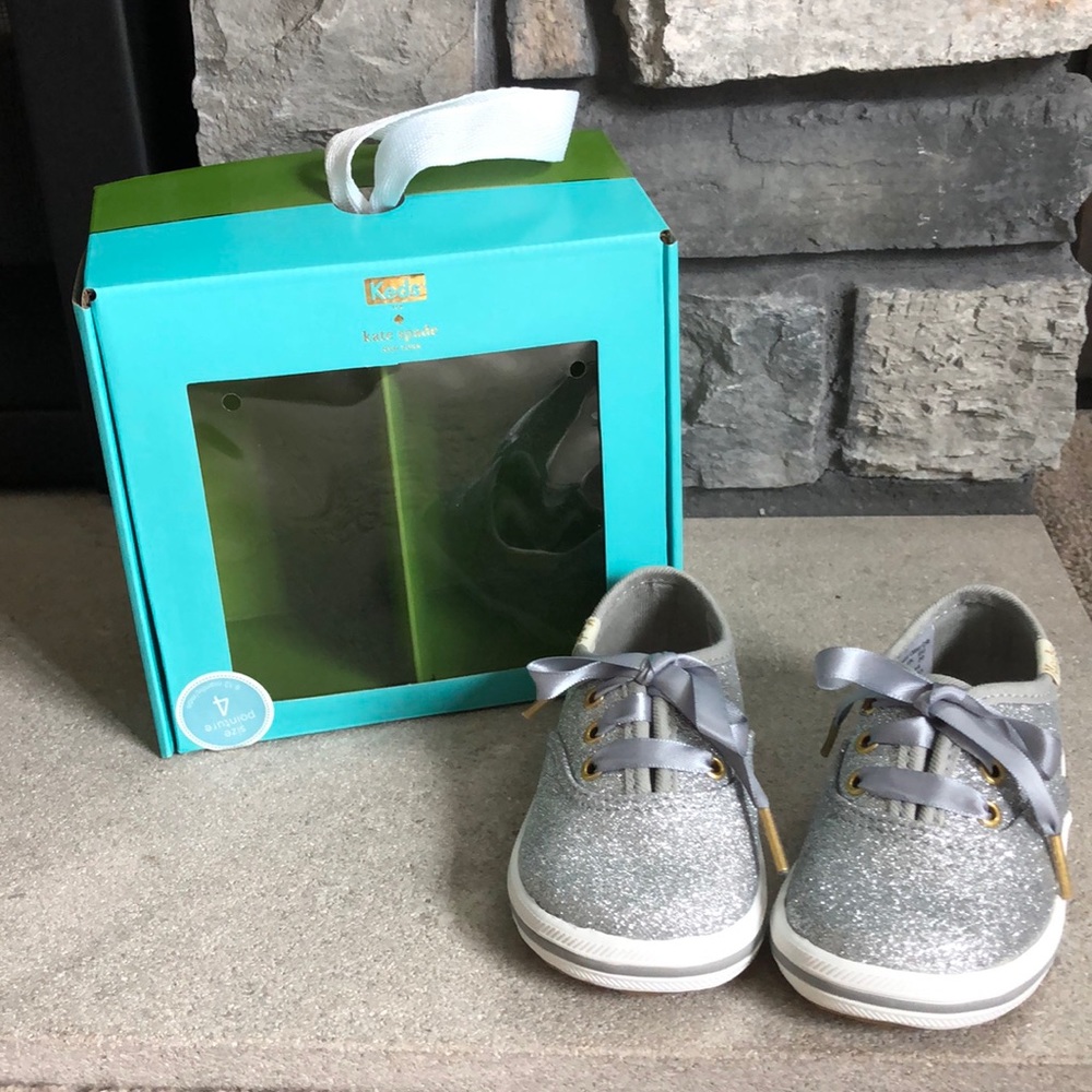 Crib shoe size 4